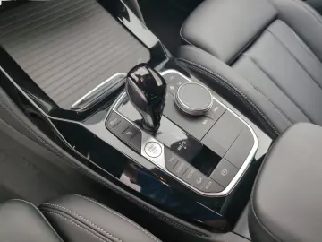 BMW X4 xDrive20i