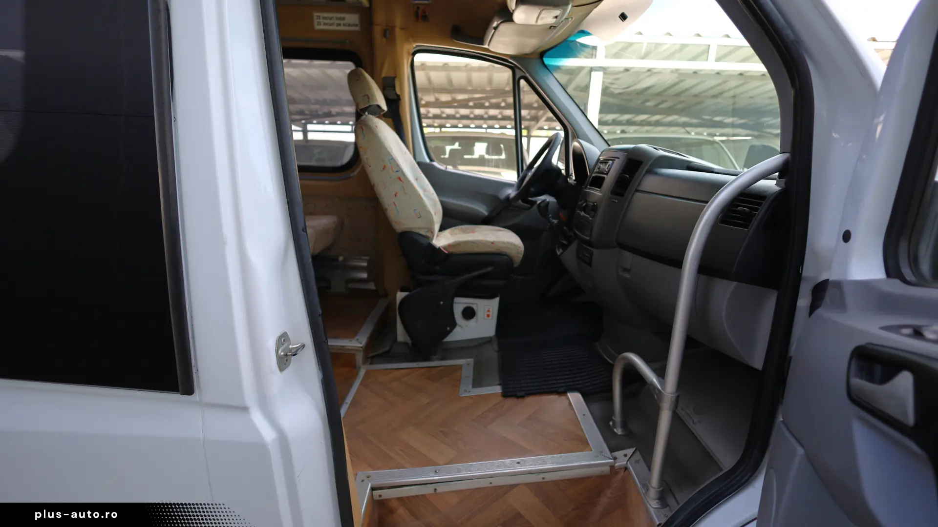 Mercedes-Benz Sprinter Microbuz 20 locuri 2.2D 163CP