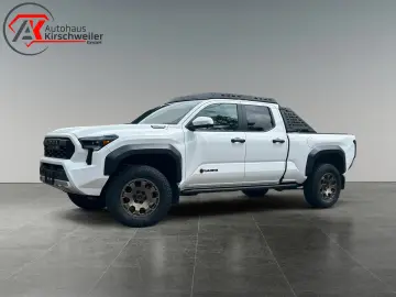 Toyota MY25 Tacoma Trailhunter