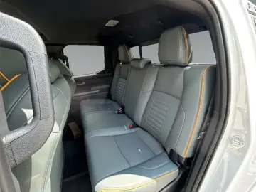 Toyota MY25 Tacoma Trailhunter