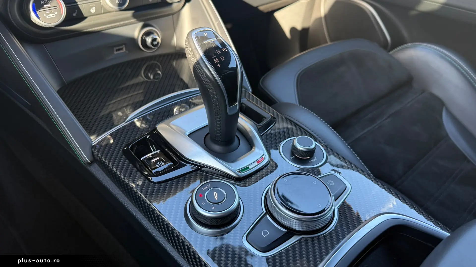 Alfa Romeo Stelvio 2.9 V6 Turbo AWD AT8 Quadrifoglio