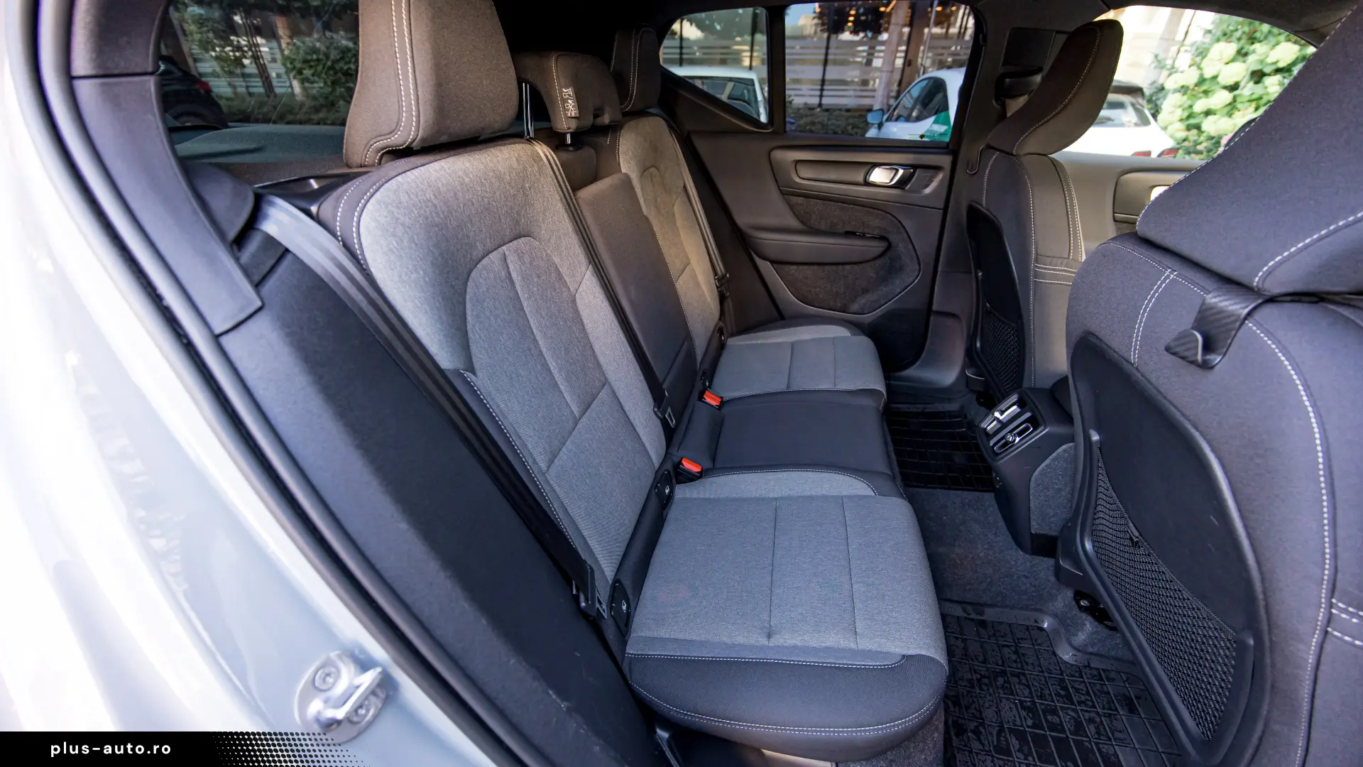 Volvo XC40 Plus Dark