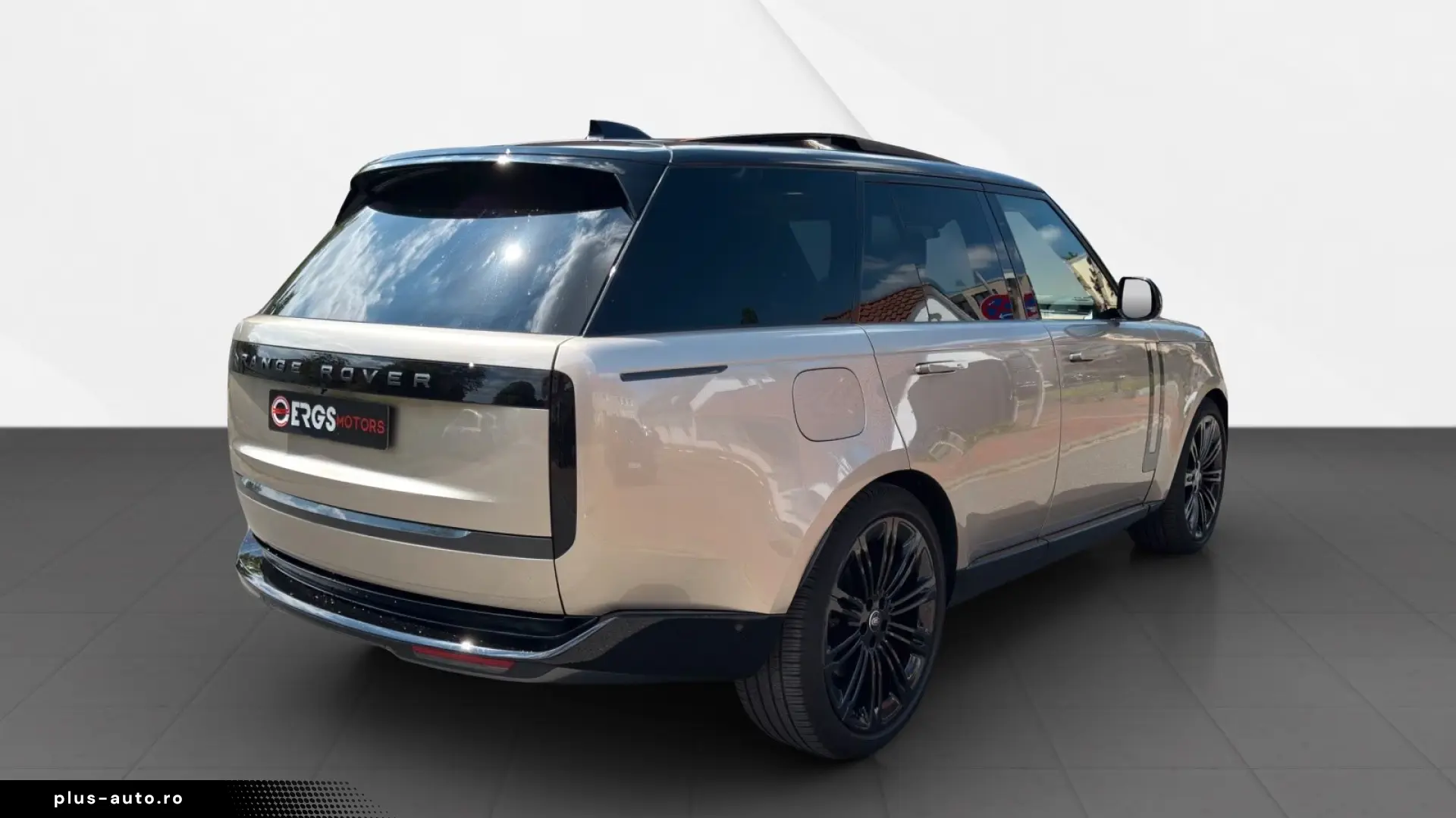 Land Rover Range Rover D350 HSE SWB  HUD 23  Pano Matrix