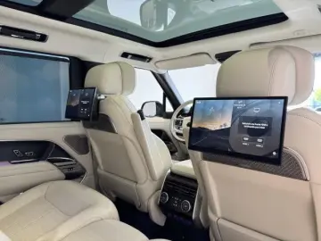 Land Rover Range Rover D350 Autobio. MM Kühlfach HUD AHK