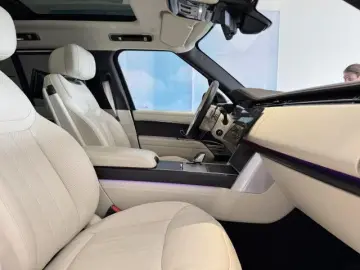 Land Rover Range Rover D350 Autobio. MM Kühlfach HUD AHK