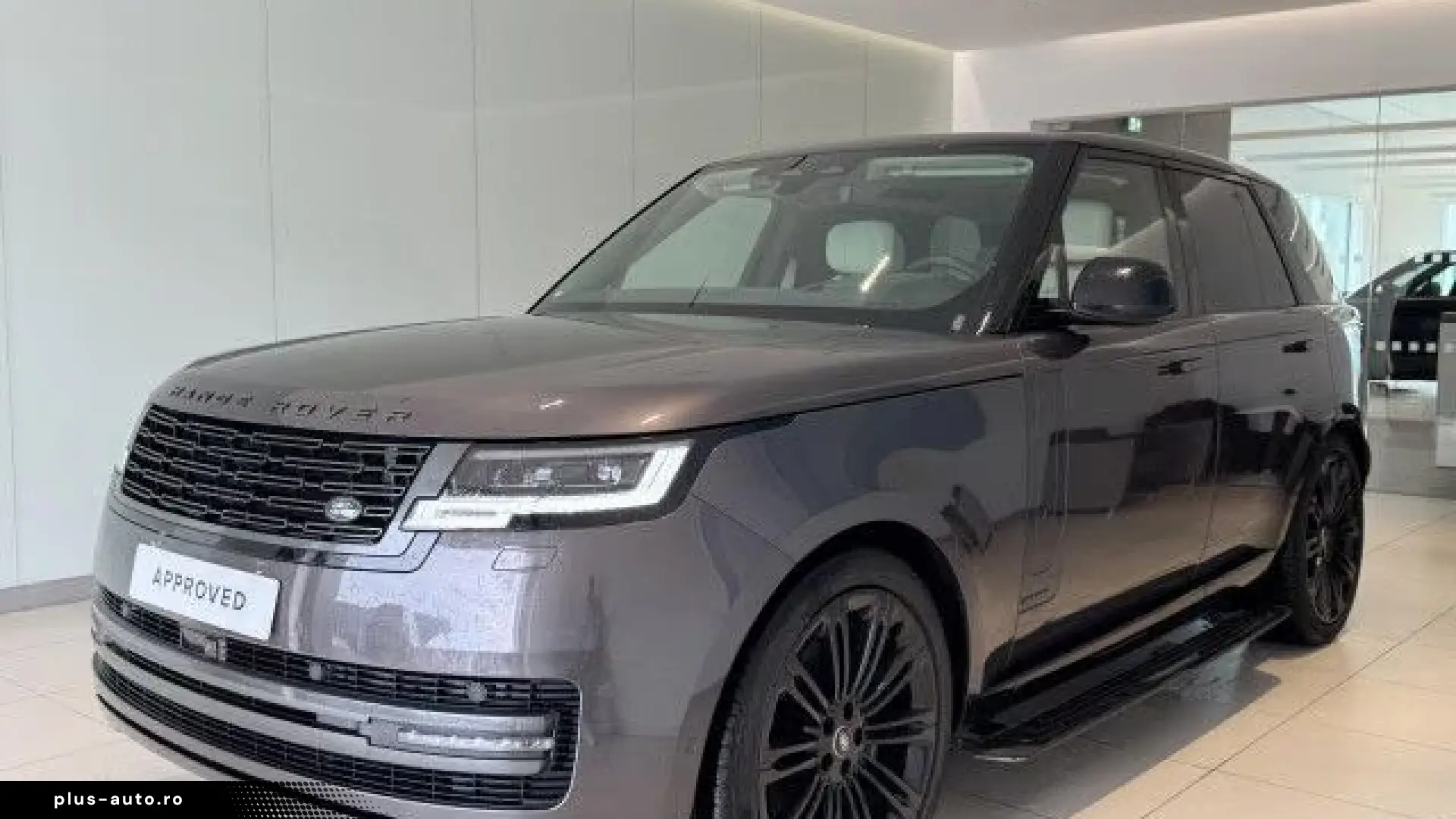 Land Rover Range Rover D350 Autobio. MM Kühlfach HUD AHK