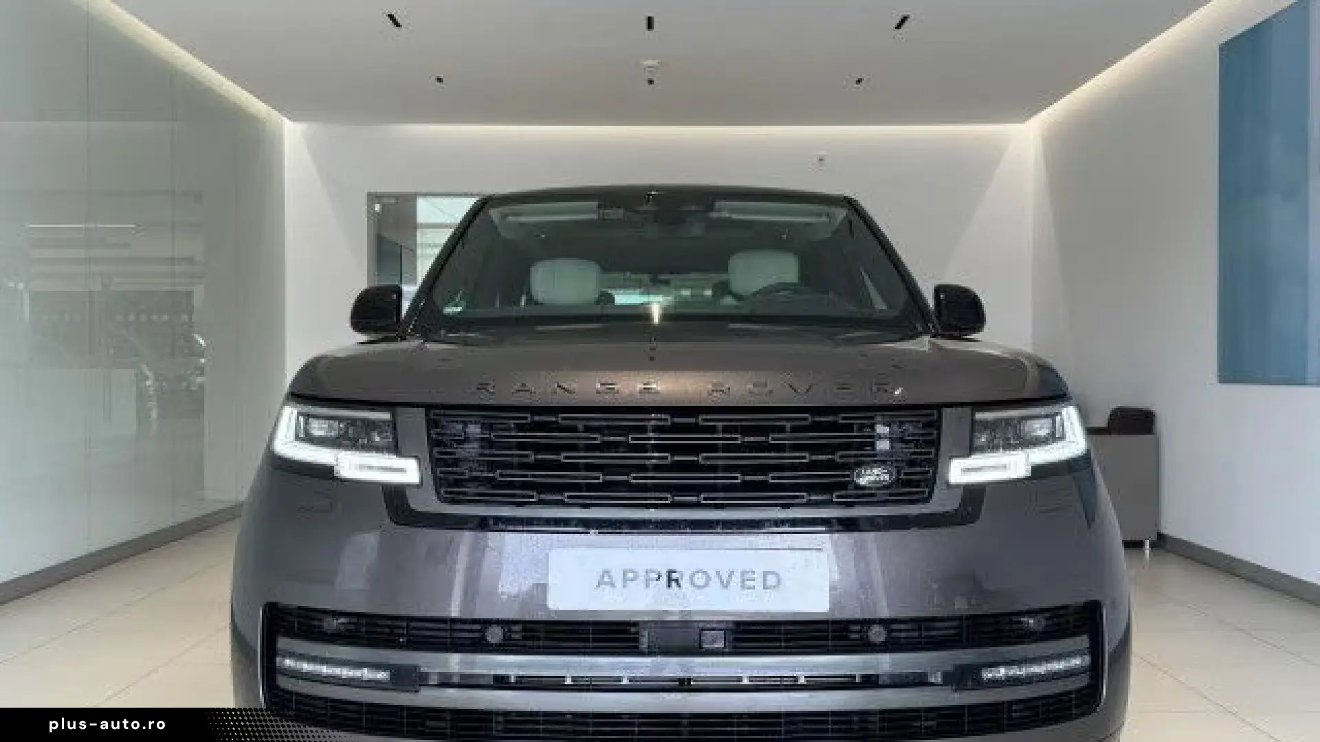 Land Rover Range Rover D350 Autobio. MM Kühlfach HUD AHK