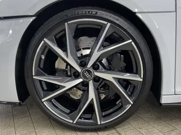 AUDI R8 Coupè V10 Performance LED