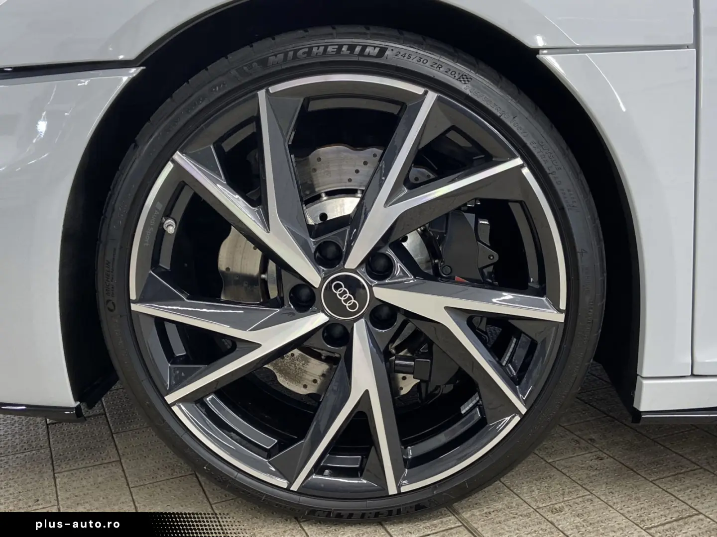 AUDI R8 Coupè V10 Performance LED