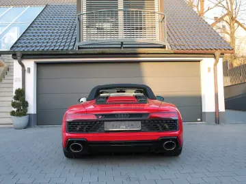 AUDI R8 Spyder V10 Performance