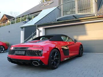 AUDI R8 Spyder V10 Performance