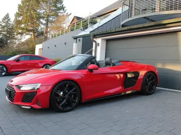 AUDI R8 Spyder V10 Performance