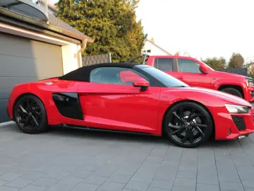 AUDI R8 Spyder V10 Performance