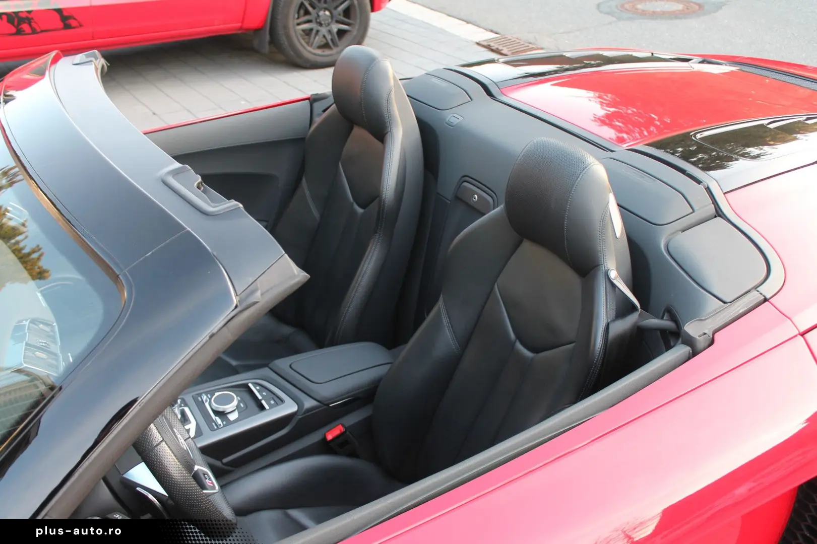 AUDI R8 Spyder V10 Performance