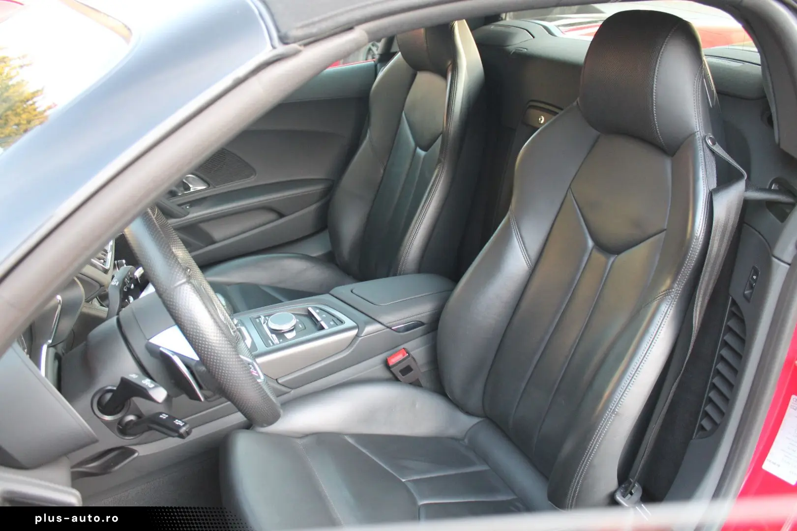 AUDI R8 Spyder V10 Performance
