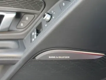 AUDI R8 Spyder V10 Performance