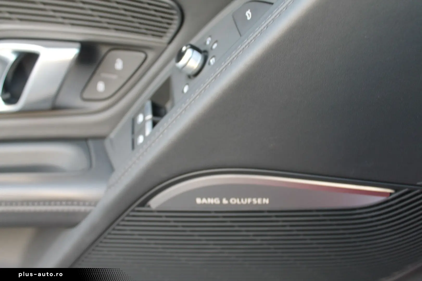 AUDI R8 Spyder V10 Performance