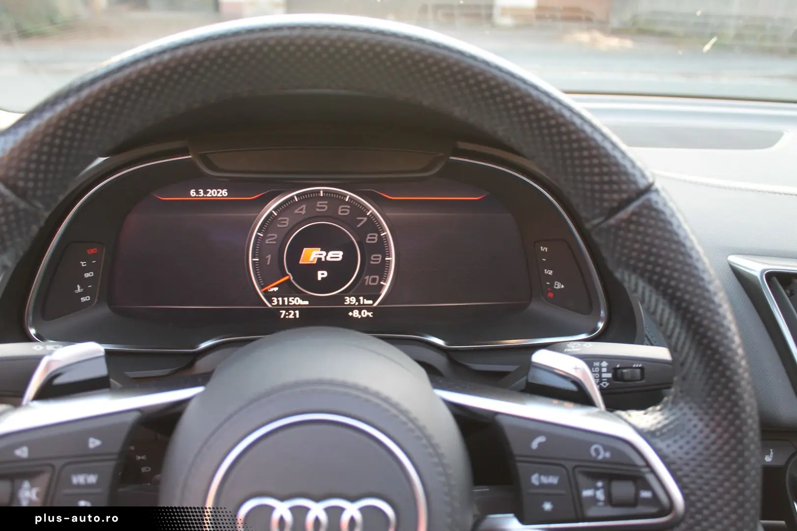 AUDI R8 Spyder V10 Performance