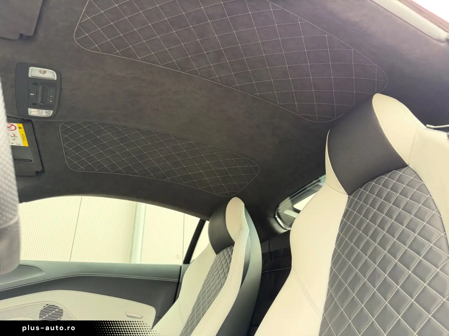 AUDI R8 Coupe V10 Performance Exclusive Carbon