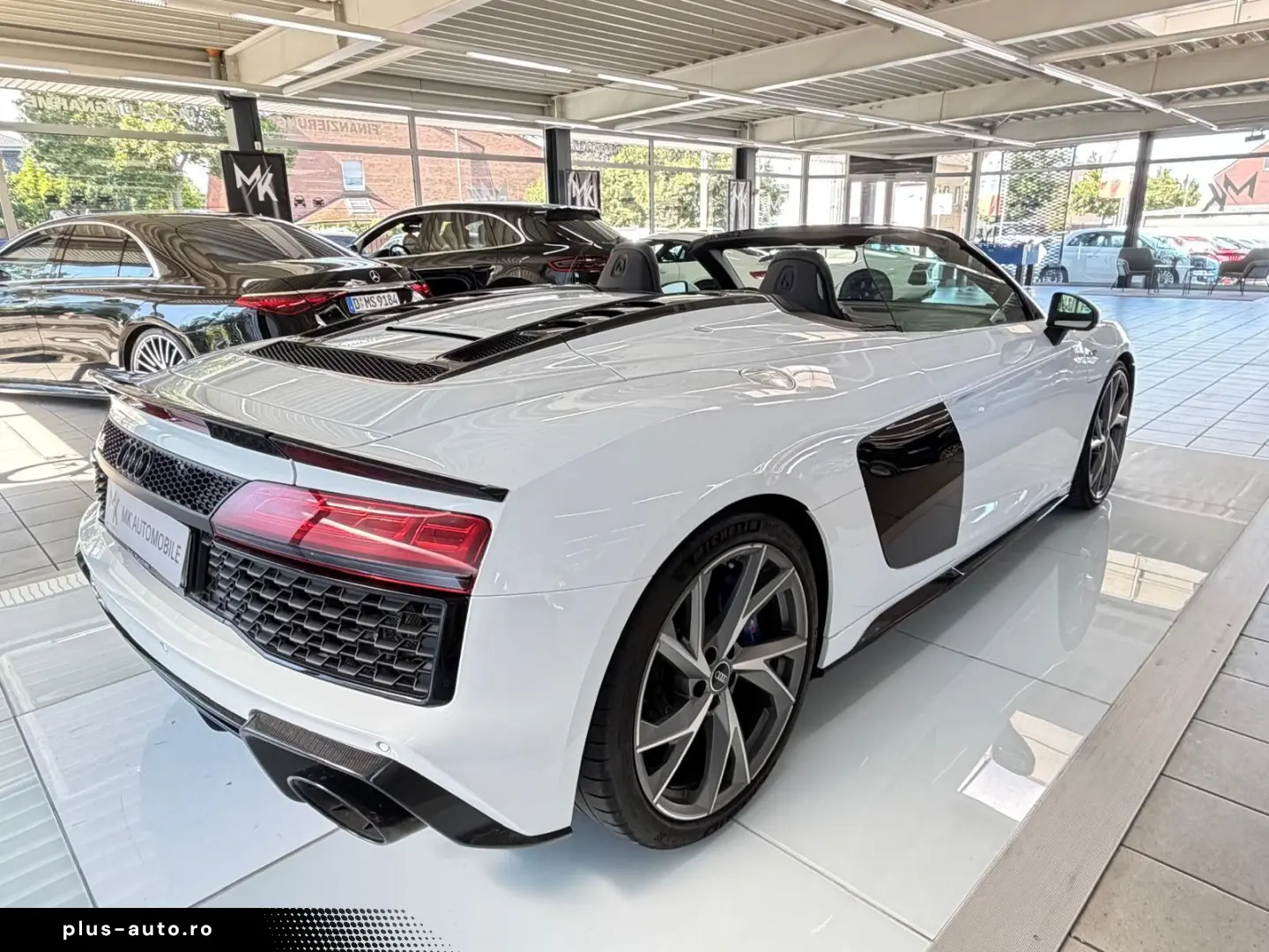 AUDI R8 2022 — imagine 2