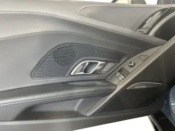 AUDI R8 Spyder V10 Performance Ceramic LED B&O