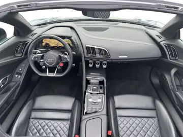 AUDI R8 Spyder V10 Performance Ceramic LED B&O