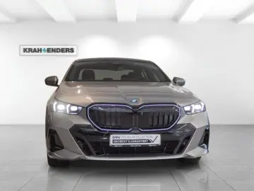 BMW 530 exMSport AHK Panorama Navi HUD LED RFK Leder