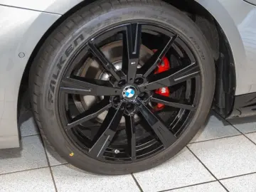 BMW 530 exMSport AHK Panorama Navi HUD LED RFK Leder