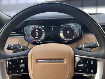 Land Rover Range Rover D350 Autobiography Pano 22  Voll
