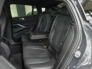 BMW X6 M Competition DRIVERS-PACK. H&K LED 21 LM 1HD