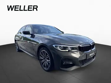 BMW 330e M Sport SpoSi LiveCoProf Laser HUD