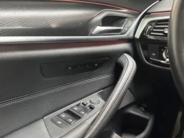 BMW 530d T. M SPORT PRO Laser HUD StHz KomfSi 360