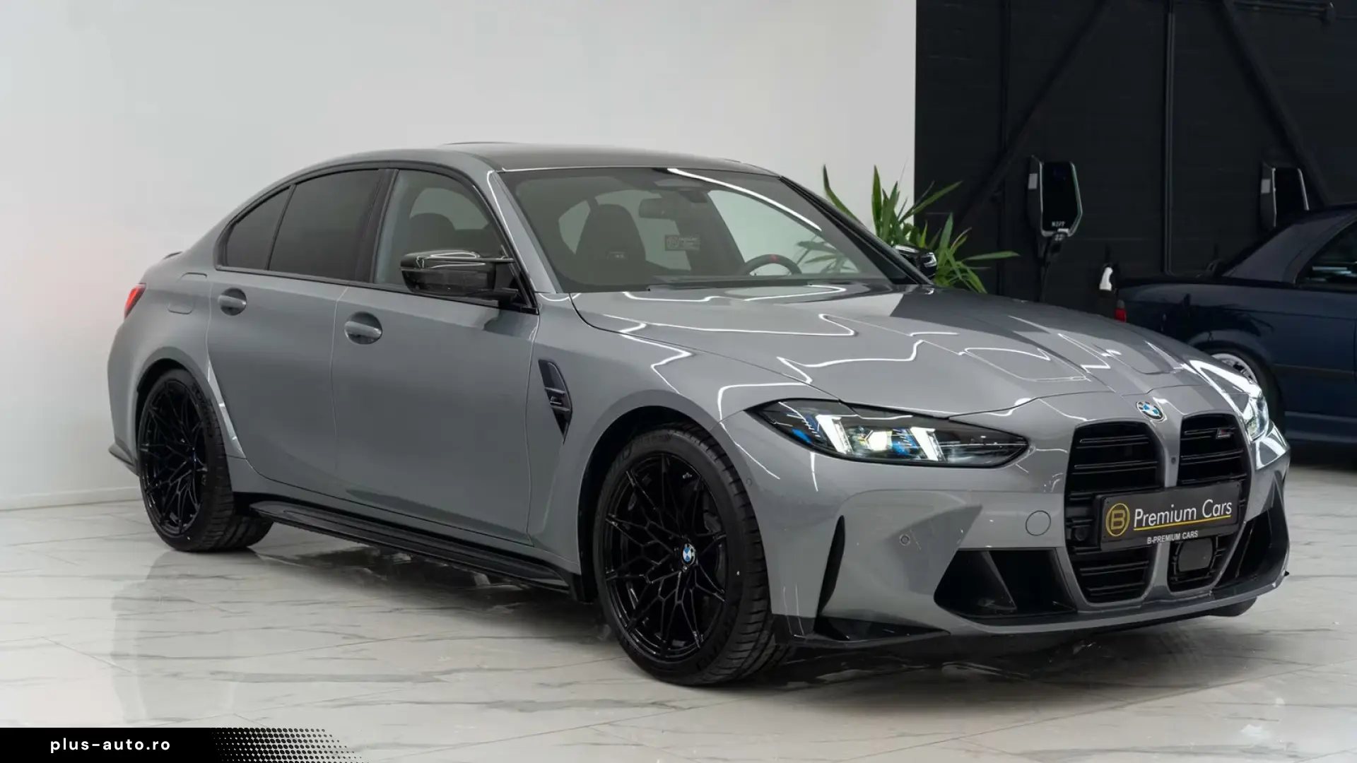 BMW M3 Competition xDrive Carbon pack! Full options!