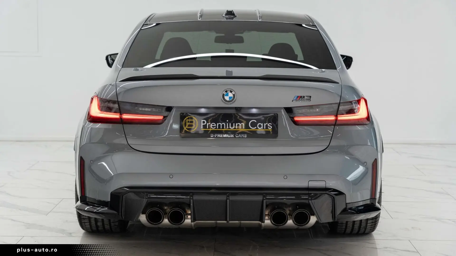 BMW M3 Competition xDrive Carbon pack! Full options!