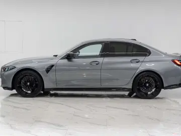 BMW M3 Competition xDrive Carbon pack! Full options!