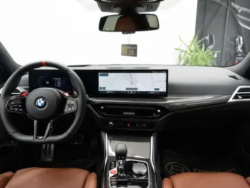 BMW M3 Competition xDrive Carbon pack! Full options!