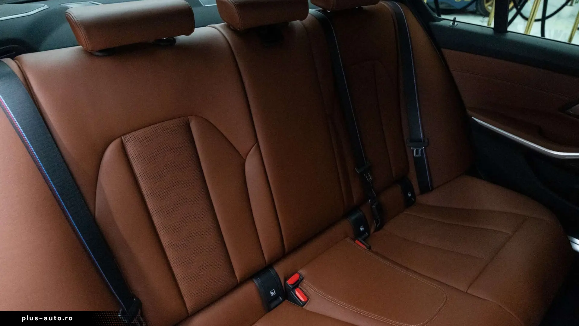 BMW M3 Competition xDrive Carbon pack! Full options!