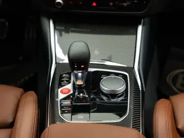 BMW M3 Competition xDrive Carbon pack! Full options!
