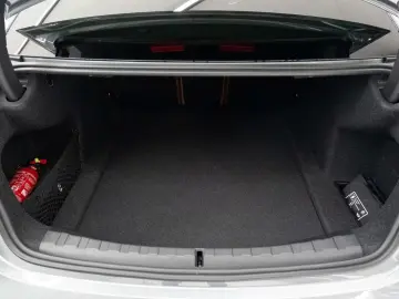BMW M3 Competition xDrive Carbon pack! Full options!