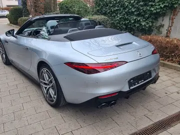 MERCEDES-BENZ SL 43 AMG  Premium  Burmester HAL Fahr…