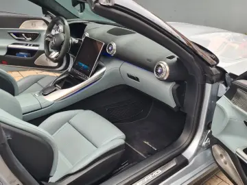 MERCEDES-BENZ SL 43 AMG  Premium  Burmester HAL Fahr…