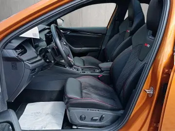 Skoda Octavia 2.0 TSI RS LEDER STANDHZG HUD CAMERA ACC