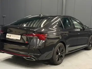 Skoda Octavia Lim. RS 4x4  COLUMBUS KAMERA NAVI CarPla