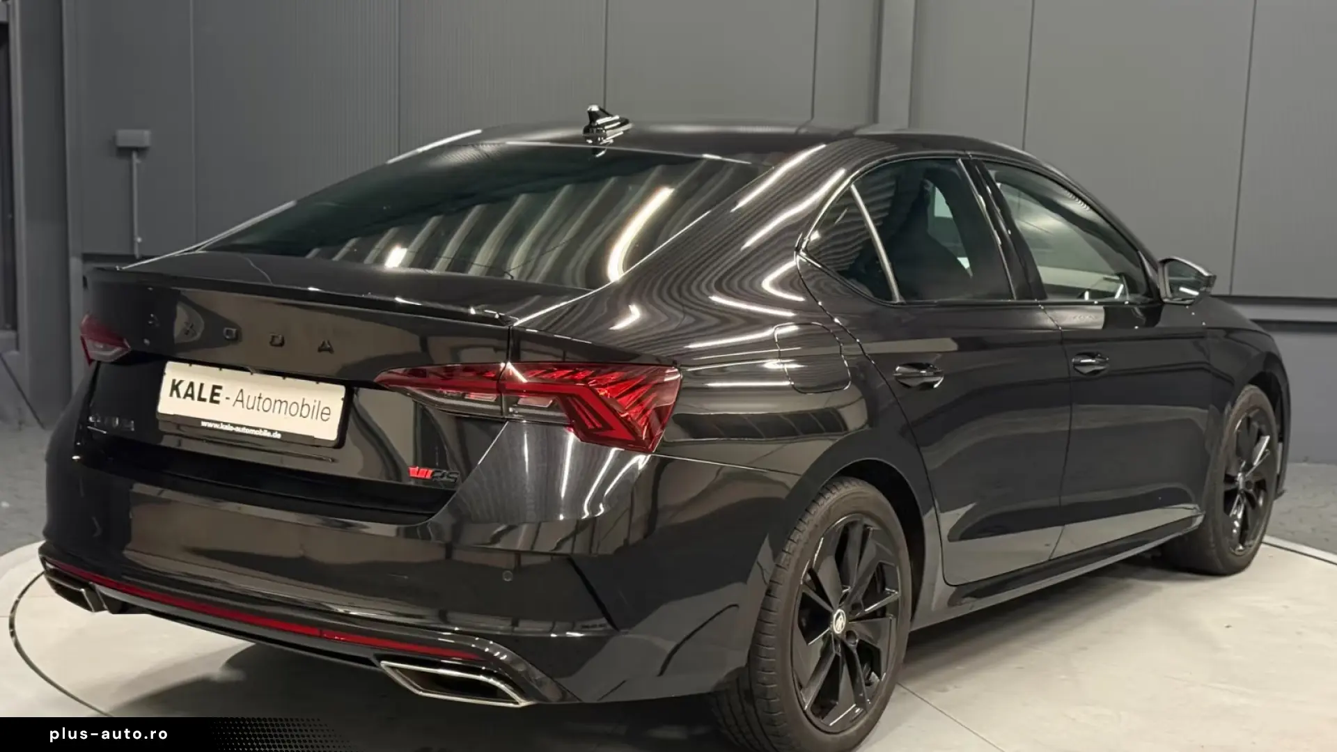 Skoda Octavia Lim. RS 4x4  COLUMBUS KAMERA NAVI CarPla