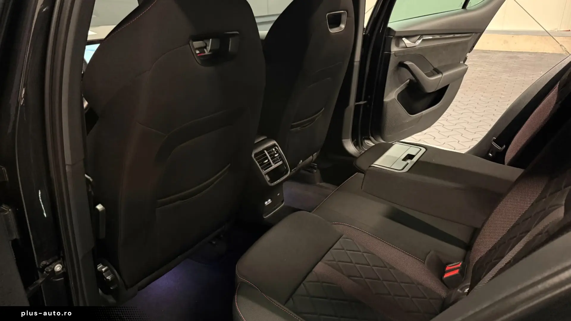 Skoda Octavia Lim. RS 4x4  COLUMBUS KAMERA NAVI CarPla