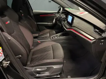 Skoda Octavia Lim. RS 4x4  COLUMBUS KAMERA NAVI CarPla
