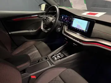 Skoda Octavia Lim. RS 4x4  COLUMBUS KAMERA NAVI CarPla