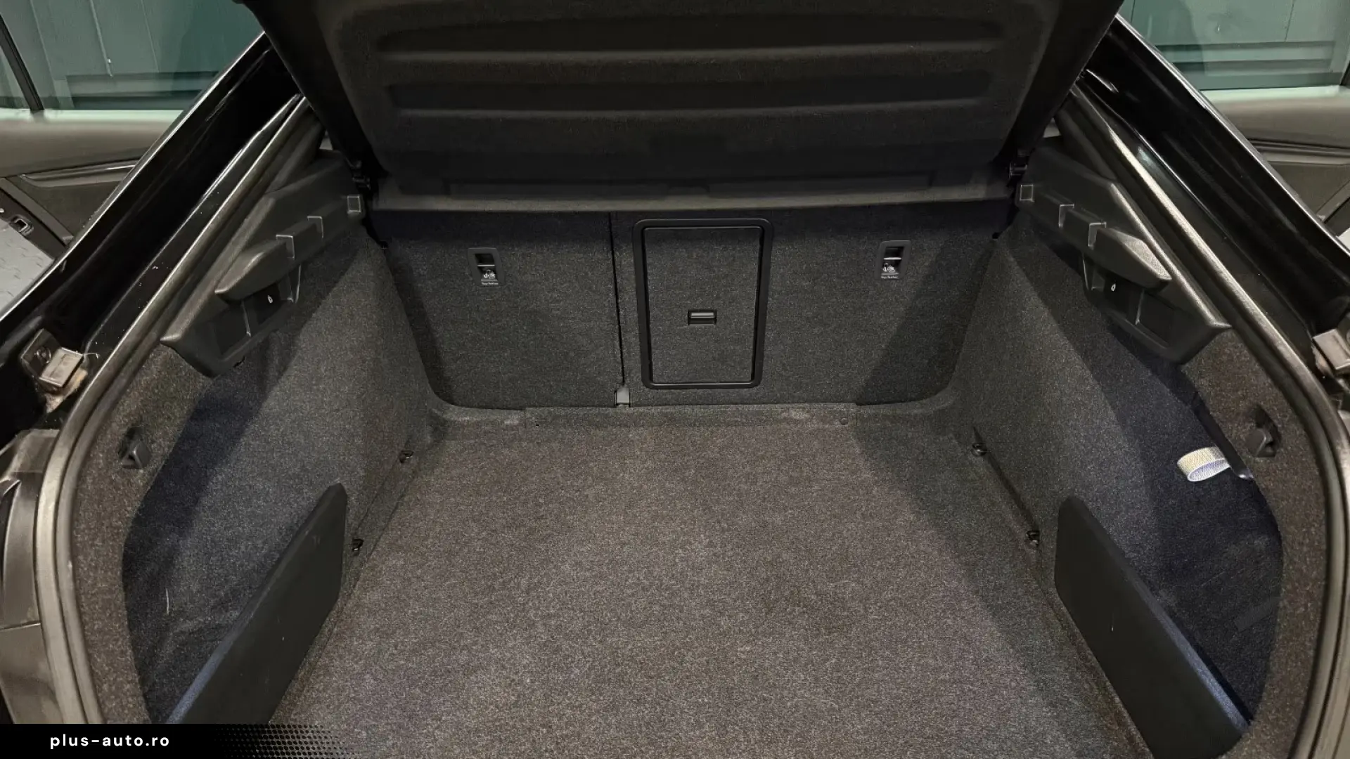 Skoda Octavia Lim. RS 4x4  COLUMBUS KAMERA NAVI CarPla