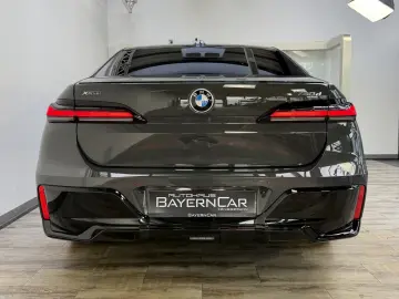 BMW 740d xDr. M Sport Pro Exec.Lounge TV B&W