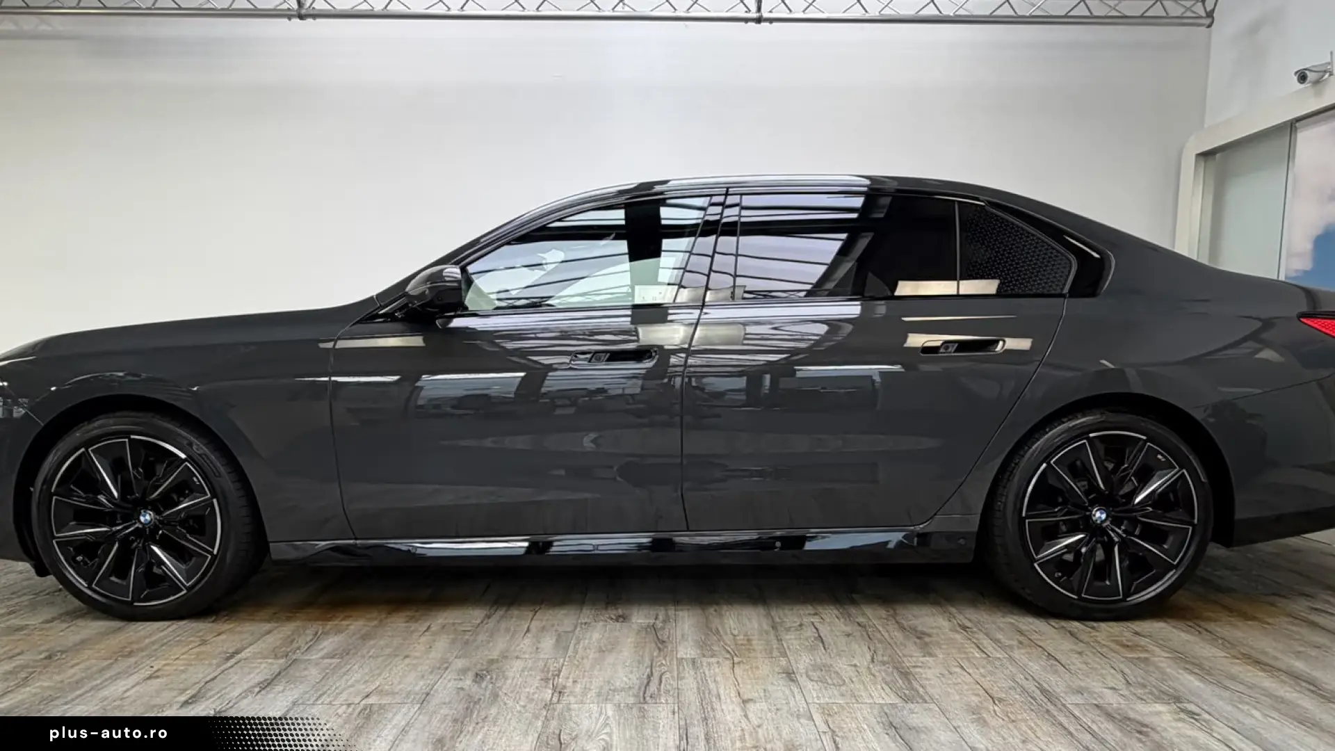 BMW 740d xDr. M Sport Pro Exec.Lounge TV B&W